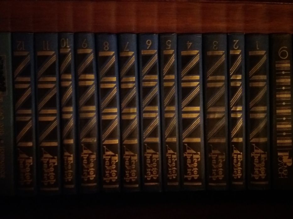 Продам книги. Цена договорная