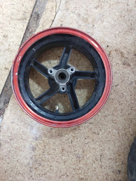 Продам вилку на самурай и м8 с резиной и диском