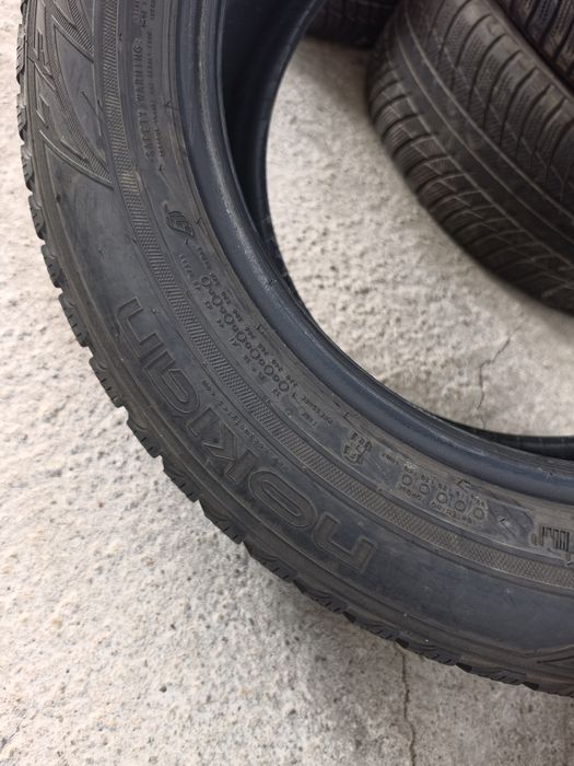 4 Броя 215/60/17 Nokian 7mm