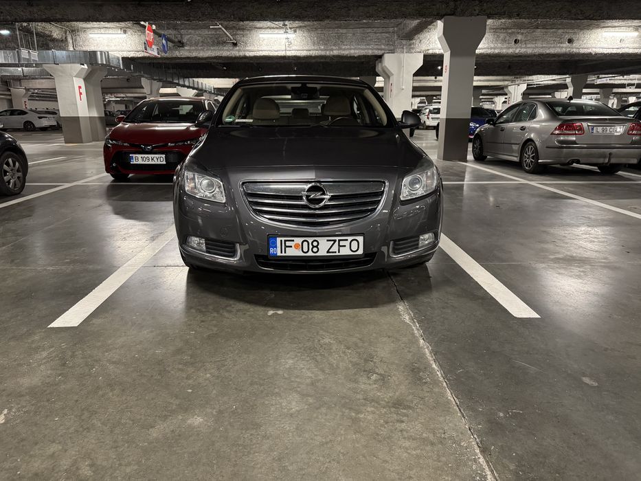 Opel insignia 2.0i turbo  4X4 2009
