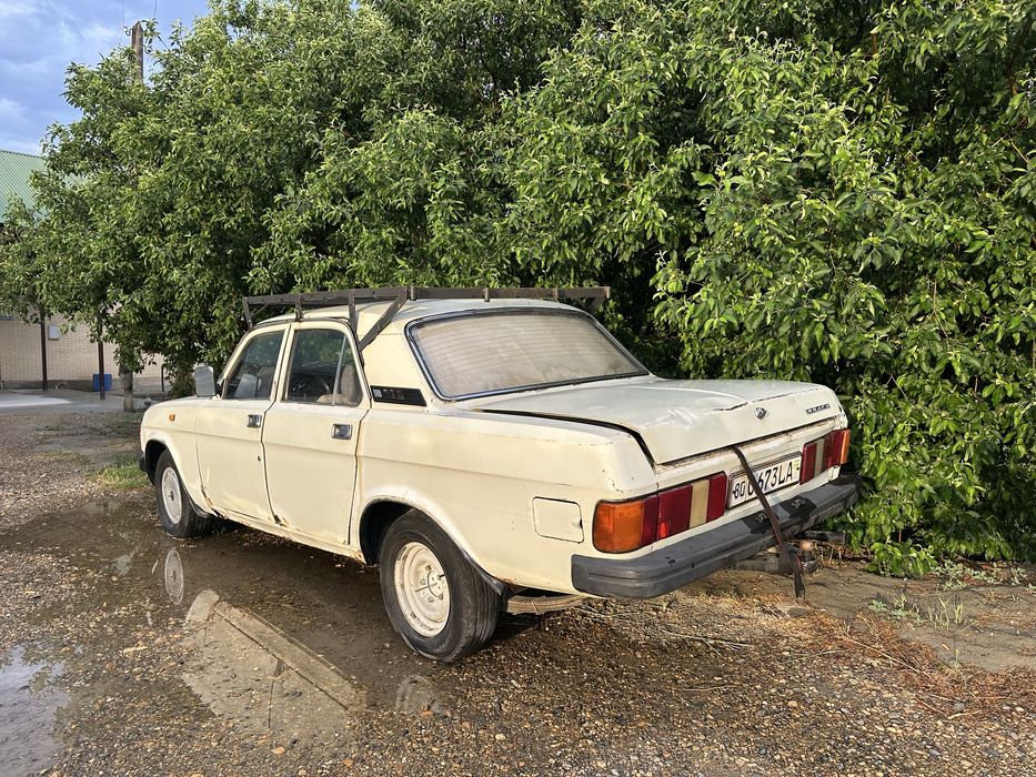 Волга 31029 сотилади