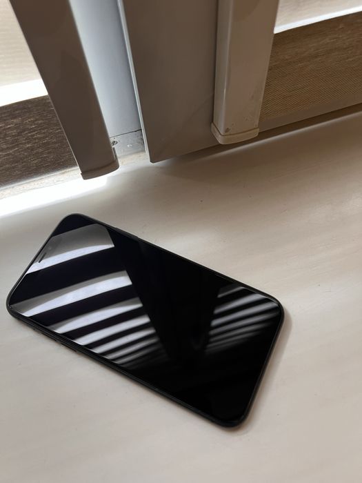 Продам Iphone 11