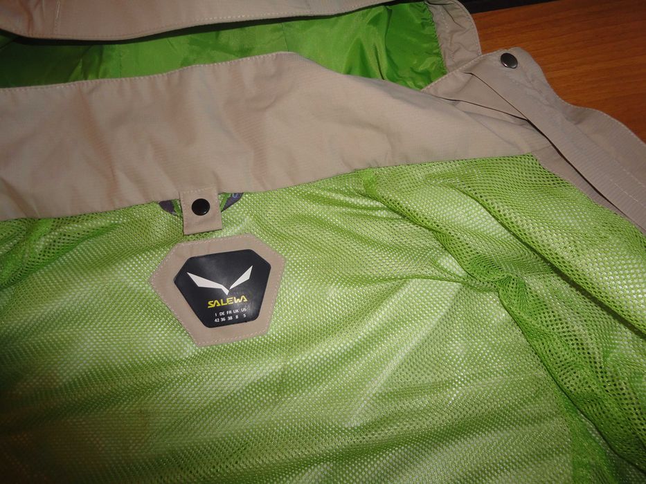 Salewa/S/оригинално дамско яке