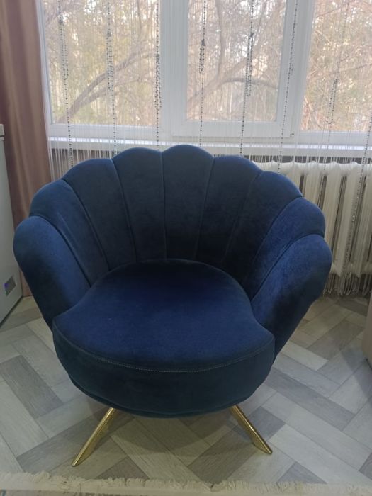 Продается кресло каждая 50000 тг