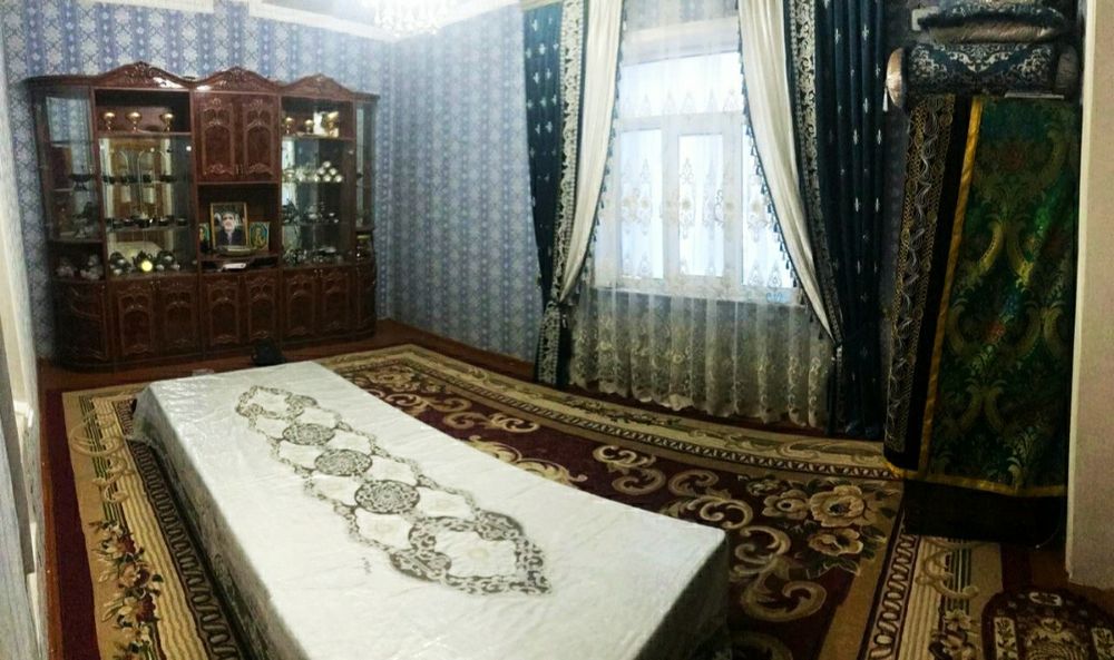 Umid posyolkada 6 sotixlik hovli sotiladi