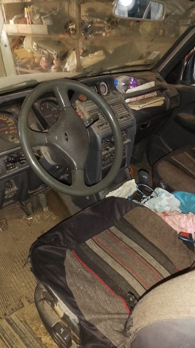 Mitsubishi pajero 2.5tdi(може и подоговаряне)