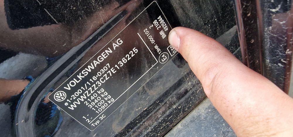 Piese vw passat B6 170cai BMR airpa capota  LC9X