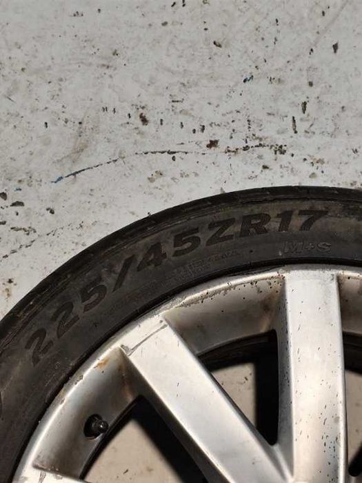 Jante Golf 7 225/45 R17 / 7.0Jx17H2 ET51 #004