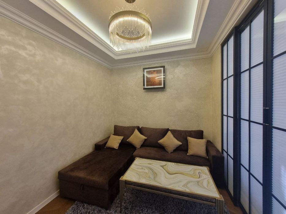 Аренда!Евро 2ух комнатная квартира в центре! Навои 9 школа