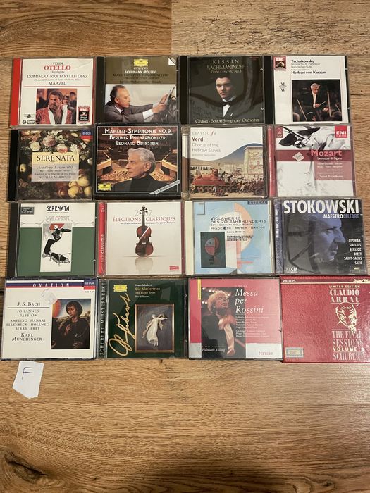 Vand colectie CD originale muzica clasica