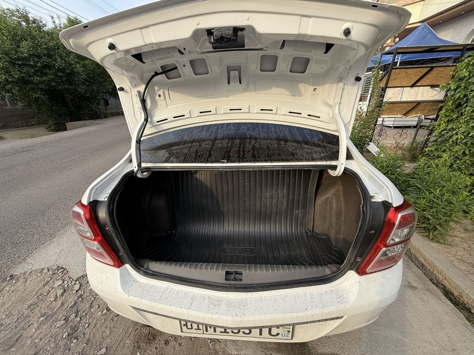 Chevrolet Cobalt 2024 — 4