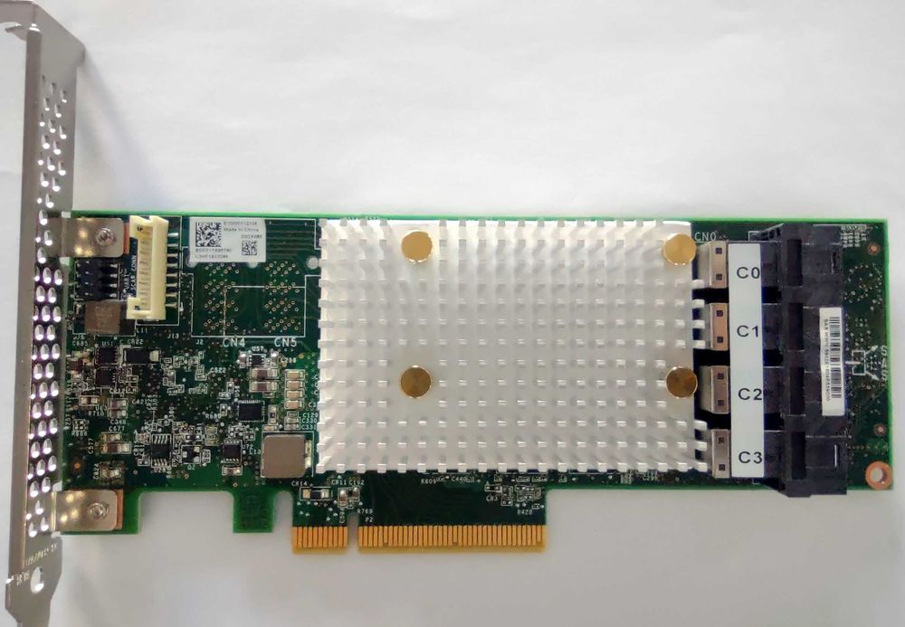 RAID контролер Lenovo 9350-16i 4GB 12Gbps SAS2 SATA3 RAID, JBOD