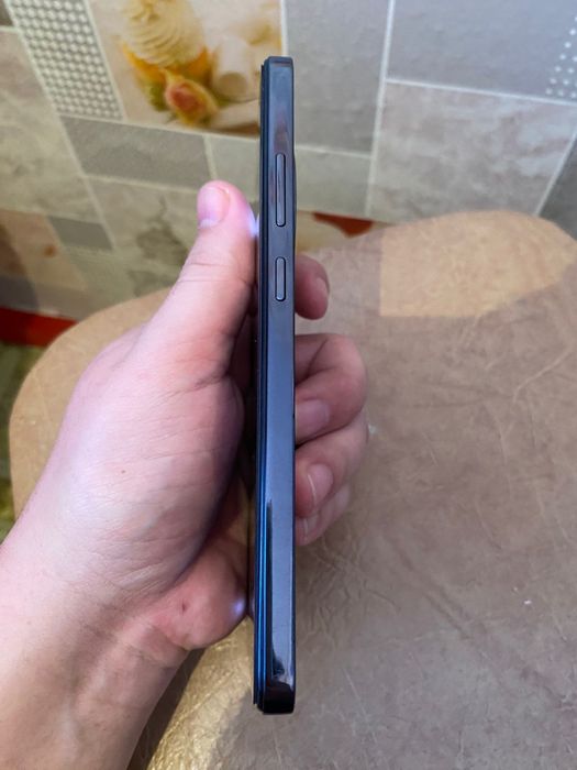 Продам Oppo Reno 12f