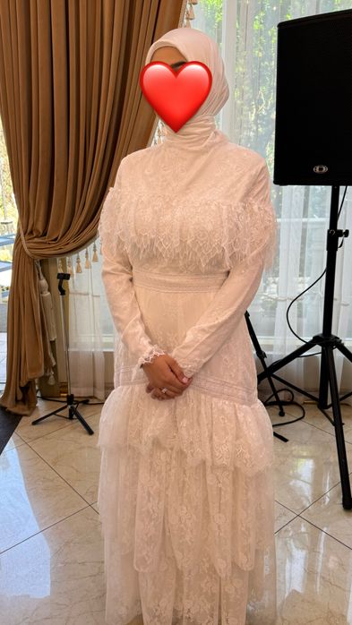 Продам дизайнерское платье