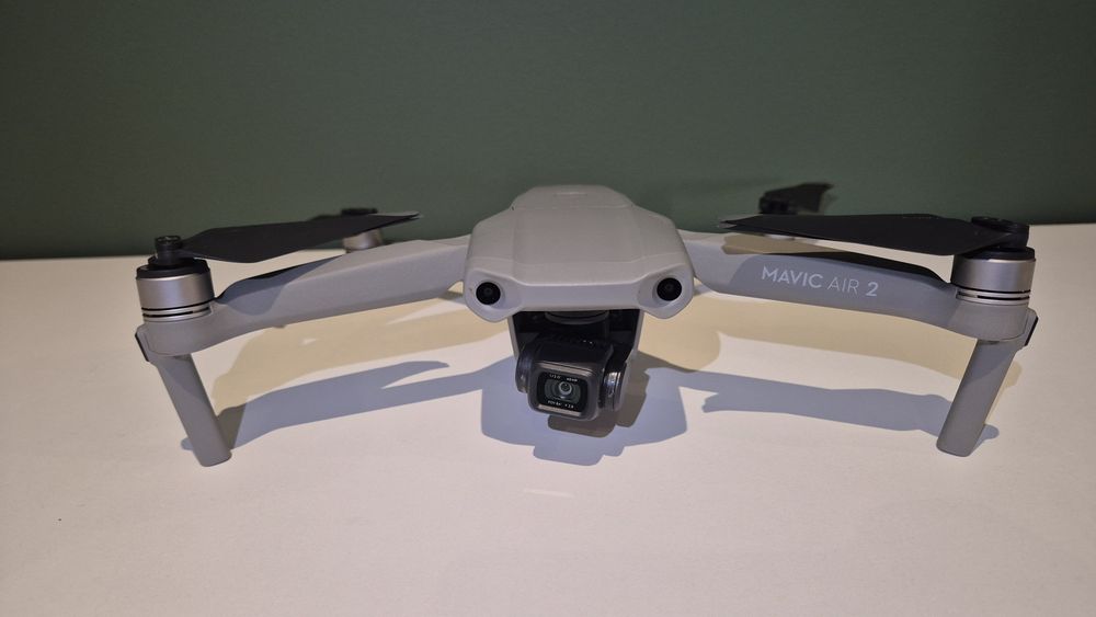 Drona DJI Mavic Air 2
