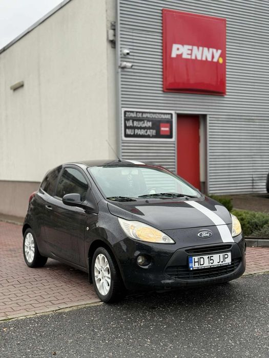 Vând Ford KA Titanium 1.2 bezină