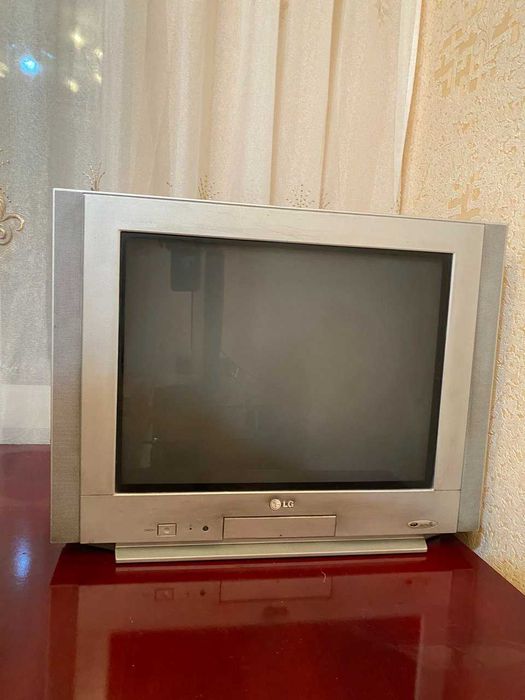 Телевизор LG б.у. и телевизор Toshiba б.у.
