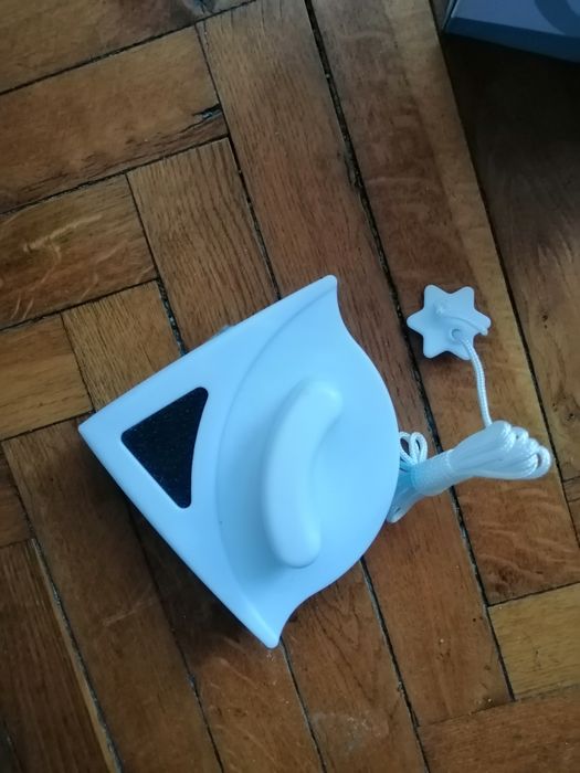 Магнит за почистване