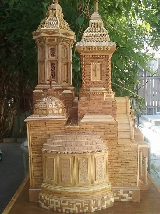 Biserica in miniatura