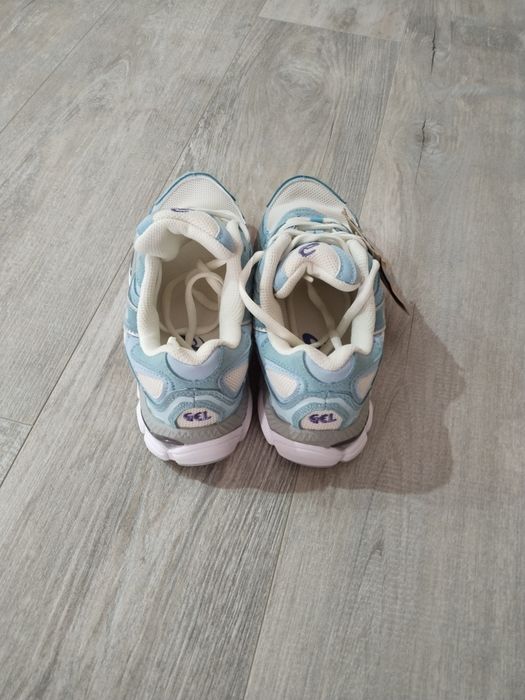 Беговые кроссовки asics