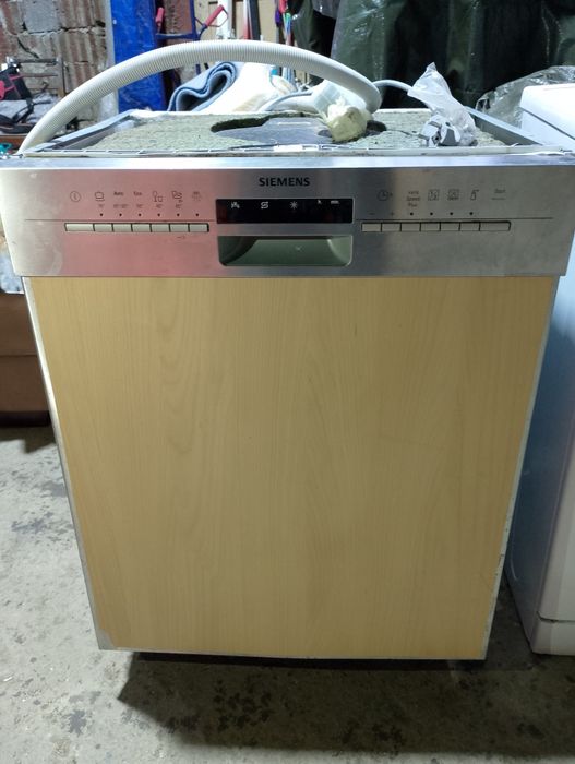 Pachet: 1 mașină de spălat vase și 2  rufe - de reparat