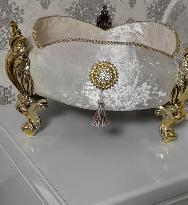 Корзины қалта тойбастар