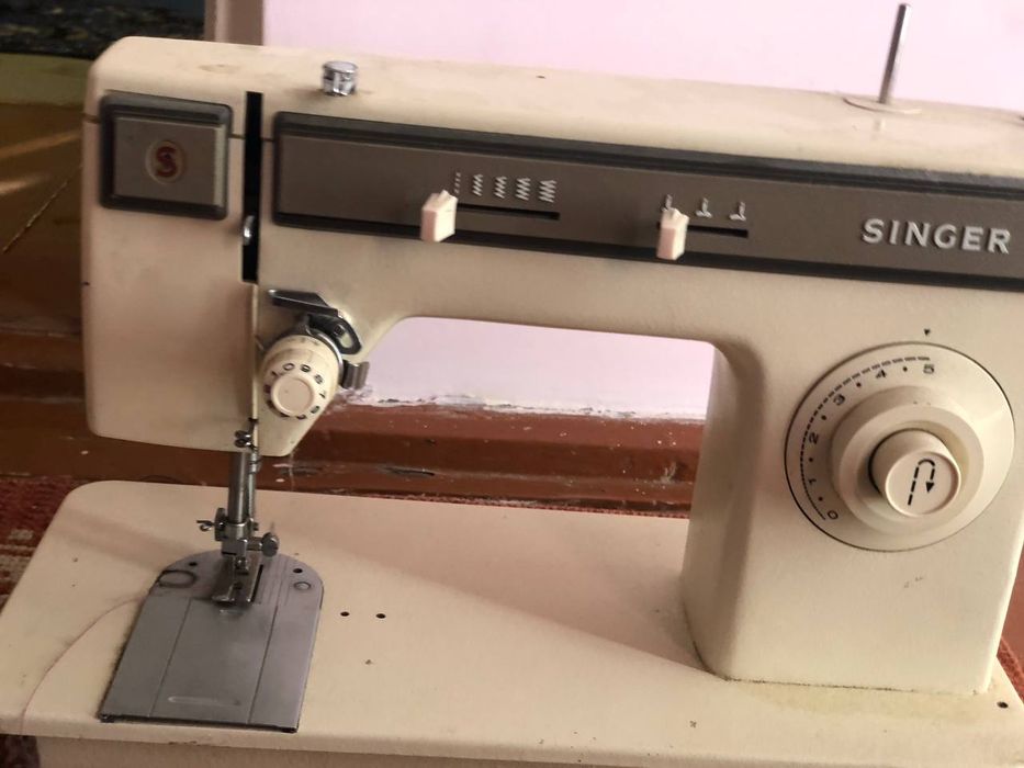 2 дона Тикув машинкалари сотилади Зингер (Германия) Веретаз (Россия)