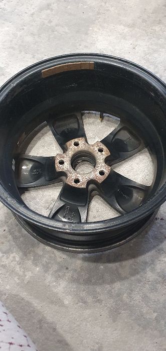 Продам диск без шин