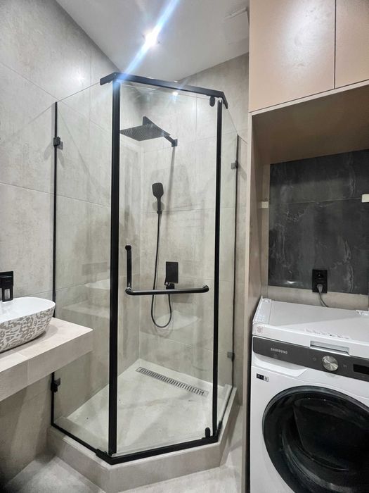 Душевые кабины и лофт перегородки на заказ!