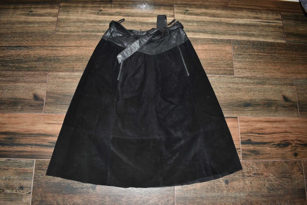 Fusta din piele naturala