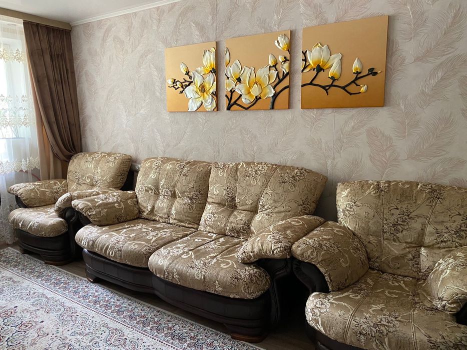 Продам мягкий уголок