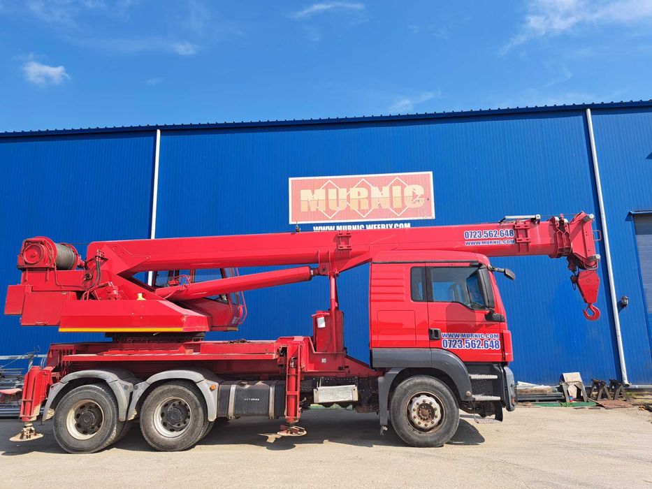 Inchiriem macarale 20-50 tone, stivuitoare mari  5-10 tone si vindem