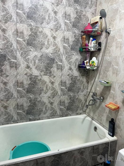 Новза метро якинида 2-хонали квартира срочно арендага берилади