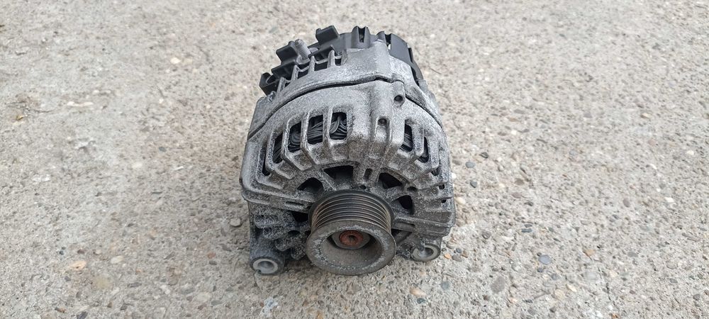 Alternator BMW X3 F25 X4 F26 Seria 5 6 7 F10 F11 F01 F12 F13, 8570672