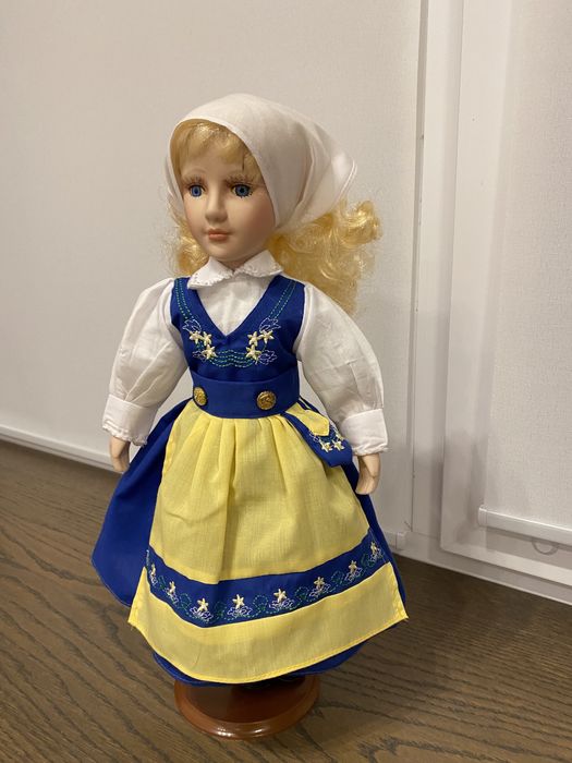 Продаю коллекционные куклы из разных стран