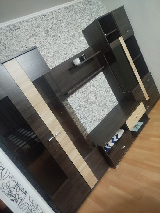Продам стенку ,самовывоз