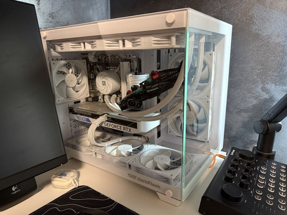 Vând PC de Gaming - i5 12400F, RTX 4060, 32GB RAM DDR5