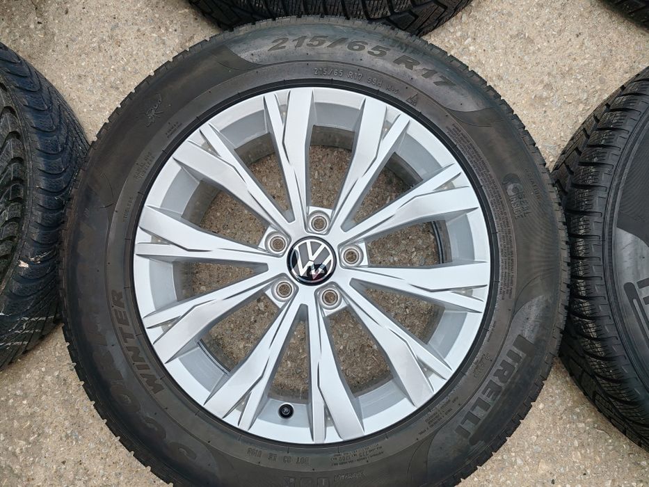 Vw Tiguan Montana 215/65/17
