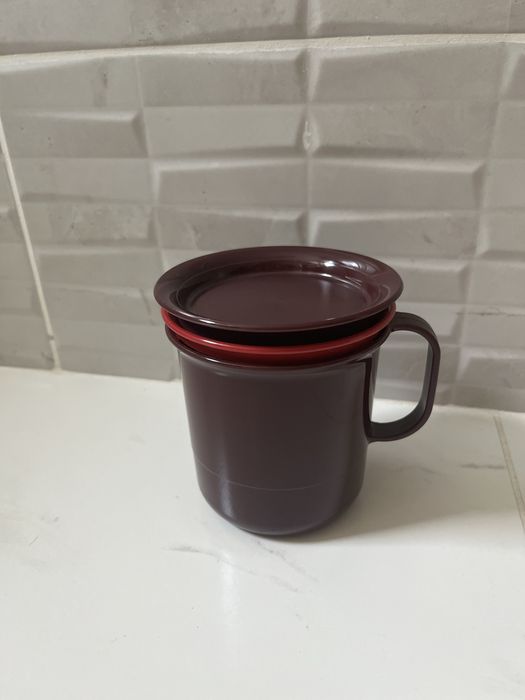 Cani Tupperware la jumatate de pret