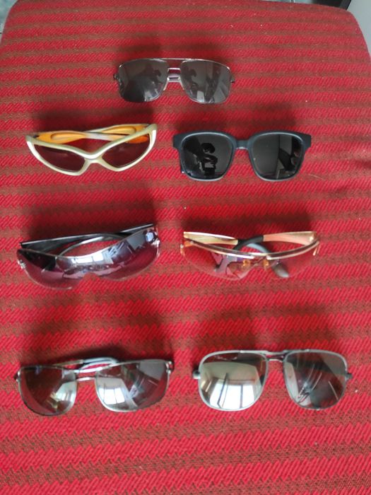 Ochelari de soare, model diferite, lentile cu diferite filtre