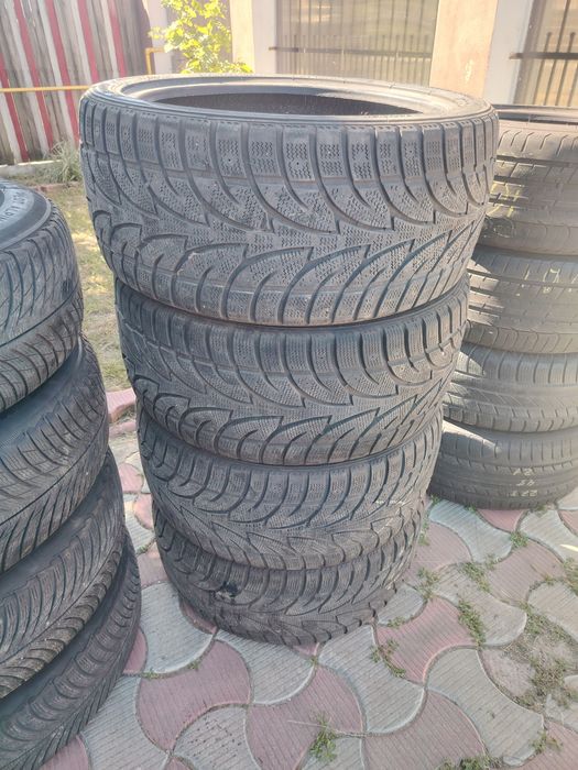 Vând cauciucuri r17 , r20,  r21