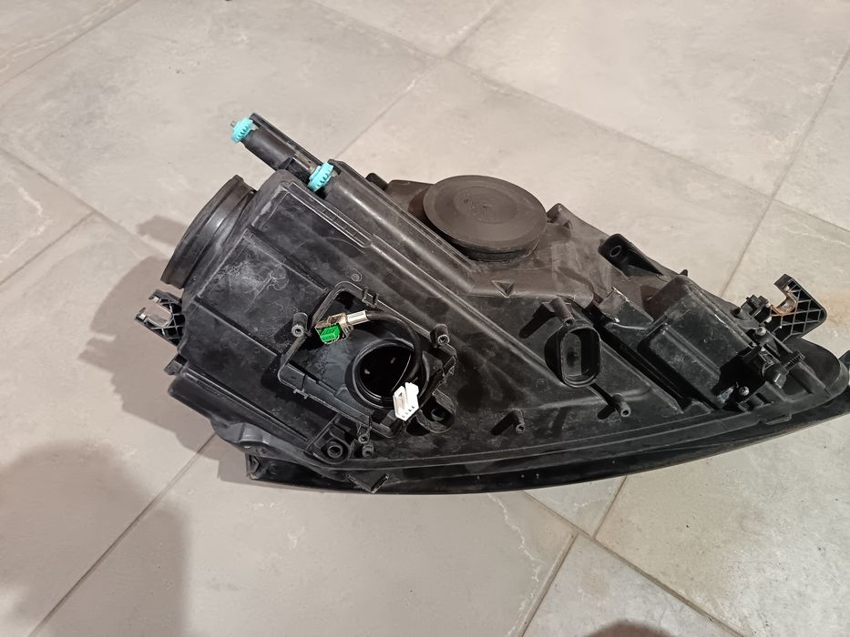 Far Audi A3 8p stanga față