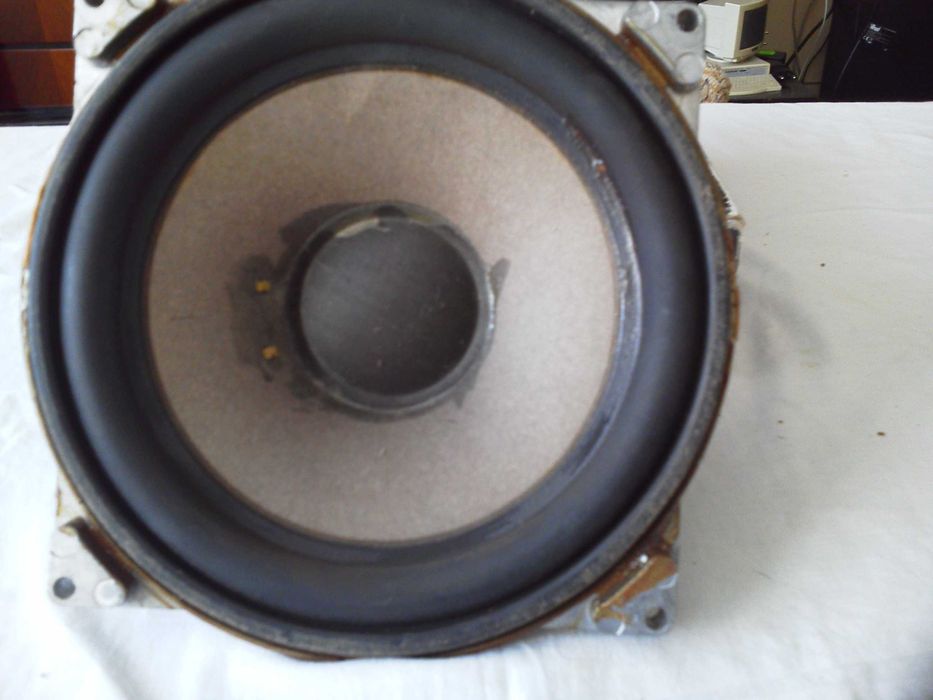 Difuzoare,Boxe PC, Subwoofer ,Boxa M Khastan Casti  rezistemte la Apa.