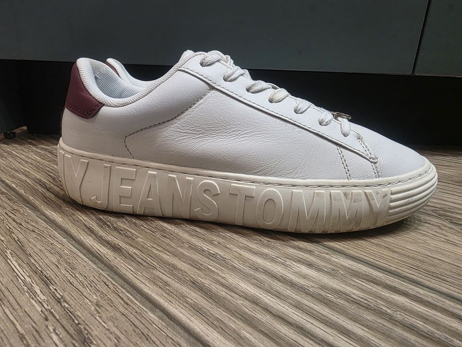 Дамски маратонки Tommy Hilfiger