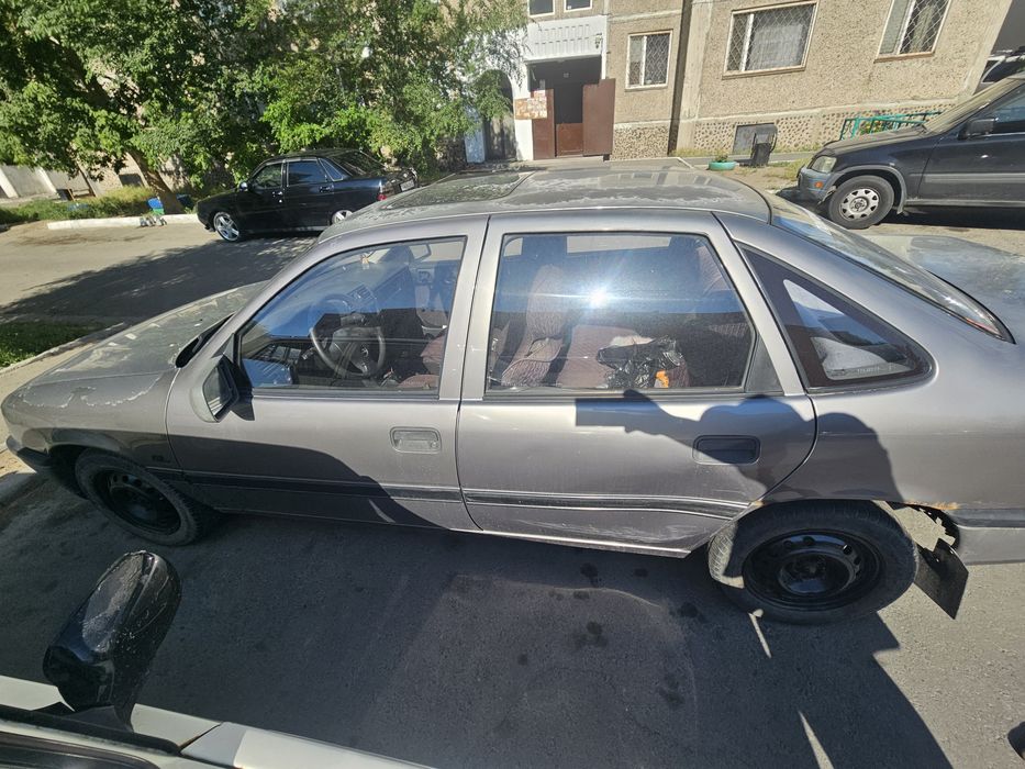 Опель вектра а 1.6