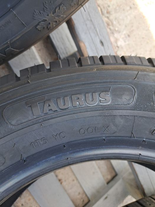 Anvelope de iarna 195-70r15c Taurus
