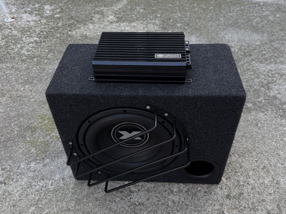 Subwoofer si Amplificator auto Excursion