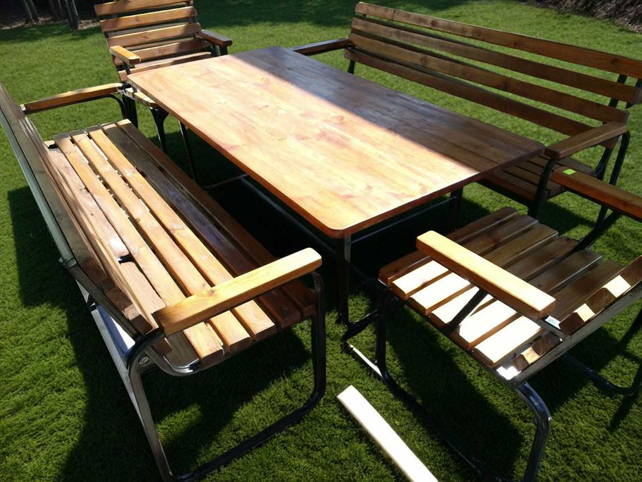 лофт, 2скамейки,2кресла+стол