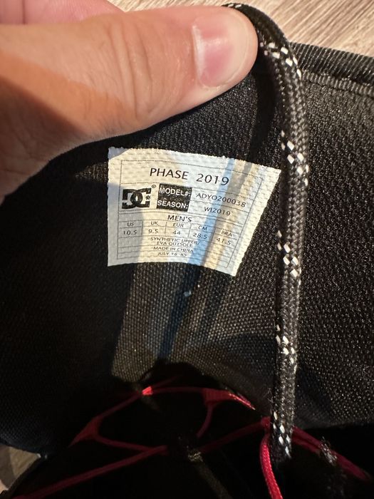 Продавам Snowboard обувки за начинаещи 44 номер