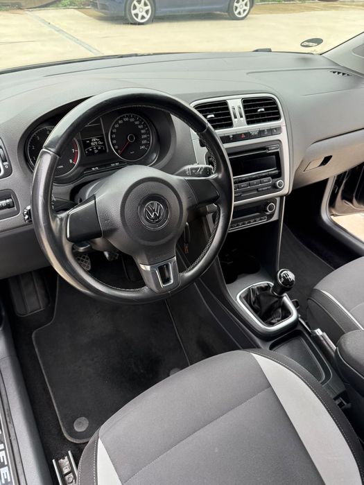 Vand vw polo 1.2 benzina